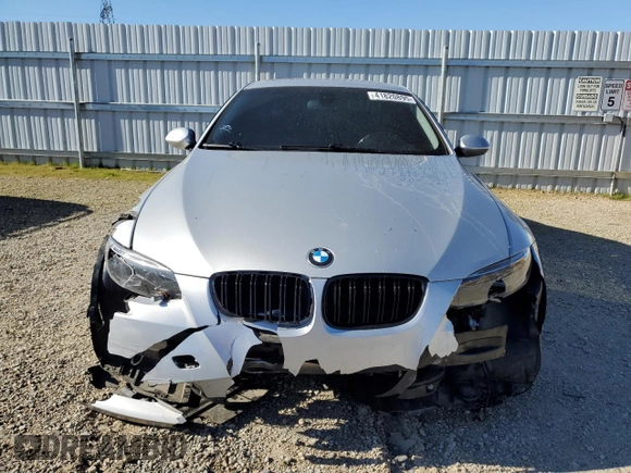2009 BMW 3 Series 328i with VIN WBAWV13559P121603, listed as a Copart auction lot 41820895 with 138,593 mi miles and Salvage Title. Bid and sale history available at carsss.com. Image 5.