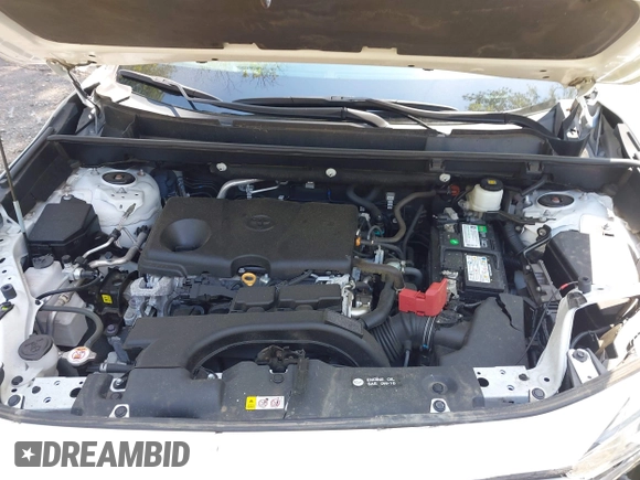 2021 Toyota RAV4 XLE z VIN 2T3W1RFV5MW118836, wystawiony jako IAAI lot #42031596 z przebiegiem 56 712 mil mil oraz . Historia ofert i sprzedaży dostępna na DreamBid. Obrazek 10.