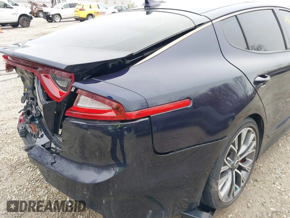 2020 Kia Stinger GT with VIN KNAE35LC4L6084421, listed as a IAAI auction lot 41697896 with 51,191 mi miles. Bid and sale history available at carsss.com. Image 19.