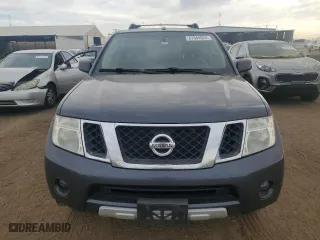2011 Nissan Pathfinder LE with VIN 5N1AR1NB1BC618886, listed as a Copart auction lot 81944024 with 204,124 mi miles and Salvage Title. Bid and sale history available at carsss.com. Image 5.