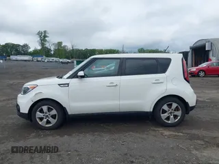 2019 Kia Soul z VIN KNDJN2A20K7656081, wystawiony jako IAAI lot #42272939 z przebiegiem 140 223 mil mil oraz . Historia ofert i sprzedaży dostępna na DreamBid. Obrazek 14.