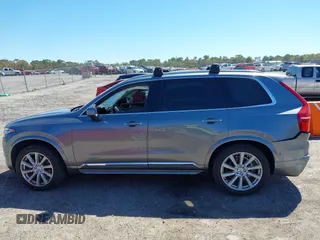 2016 Volvo XC90 T6 Inscription with VIN YV4A22PL4G1034597, listed as a IAAI auction lot 41787550 with 118,744 mi miles. Bid and sale history available at carsss.com. Image 14.