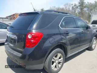 2010 Chevrolet Equinox LT w/2LT with VIN 2CNFLNEW5A6245568, listed as a IAAI auction lot 42053265 with 184,643 mi miles. Bid and sale history available at carsss.com. Image 4.