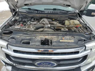 2021 Ford F-250 XL z VIN 1FT7W2BT2MEC48047, wystawiony jako Copart lot #43205595 z przebiegiem 131 192 mil mil oraz Czysty tytuł • Clean title. Historia ofert i sprzedaży dostępna na DreamBid. Obrazek 11.