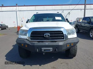 2008 Toyota Sequoia Limited with VIN 5TDBY68A08S017567, listed as a IAAI auction lot 42143328 with Not Provided miles and . Bid and sale history available at DreamBid. Image 12.