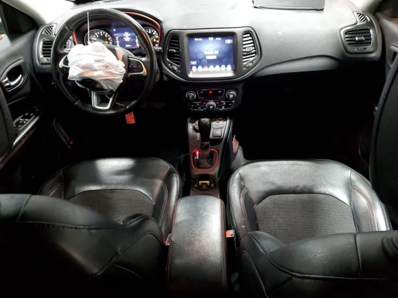 2020 Jeep Compass Trailhawk with VIN 3C4NJDDB3LT112028, listed as a Copart auction lot 45790115 with 86,703 mi miles and Salvage Title. Bid and sale history available at carsss.com. Image 8.