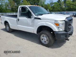 2012 Ford F-250 XL z VIN 1FTBF2B65CEA94825, wystawiony jako Copart lot #56392965 z przebiegiem 93 085 mil mil oraz Czysty tytuł • Clean title. Historia ofert i sprzedaży dostępna na DreamBid. Obrazek 4.