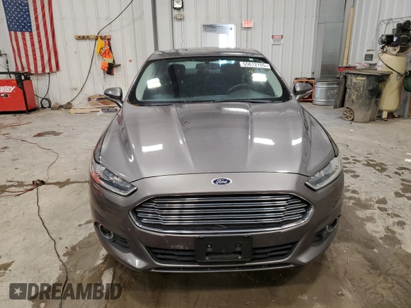 2013 Ford Fusion SE with VIN 3FA6P0HR5DR147225, listed as a Copart auction lot 55612705 with 128,694 mi miles and Clean Title. Bid and sale history available at DreamBid. Image 5.