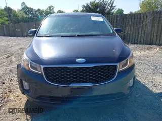 2017 Kia Sedona EX with VIN KNDMC5C11H6265352, listed as a IAAI auction lot 42181524 with 92,880 mi miles. Bid and sale history available at carsss.com. Image 12.