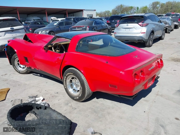 1981 Chevrolet Corvette with VIN 1G1AY8768B5105437, listed as a IAAI auction lot 41842131 with 41,275 mi miles. Bid and sale history available at carsss.com. Image 3.