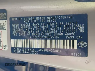 2006 Toyota Camry STD z VIN 4T1BE30KX6U645197, wystawiony jako IAAI lot #41830285 z przebiegiem 215 098 mil mil oraz . Historia ofert i sprzedaży dostępna na DreamBid. Obrazek 9.