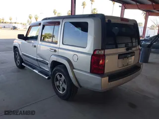 2008 Jeep Commander Sport with VIN 1J8HH48K58C143456, listed as a IAAI auction lot 41847541 with 163,209 mi miles. Bid and sale history available at carsss.com. Image 3.
