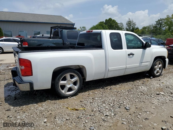 2007 Chevrolet Silverado 1500 LT w/1LT with VIN 1GCEC19J57Z521185, listed as a Copart auction lot 65677314 with 243,650 mi miles and Non Repairable. Bid and sale history available at carsss.com. Image 3.
