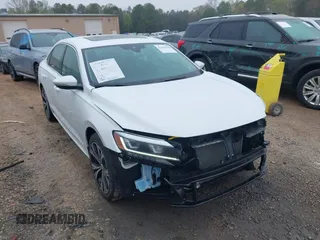 2021 Volkswagen Passat SE z VIN 1VWSA7A35MC003811, wystawiony jako IAAI lot #41886890 z przebiegiem 43 060 mil mil oraz . Historia ofert i sprzedaży dostępna na DreamBid. Obrazek 1.