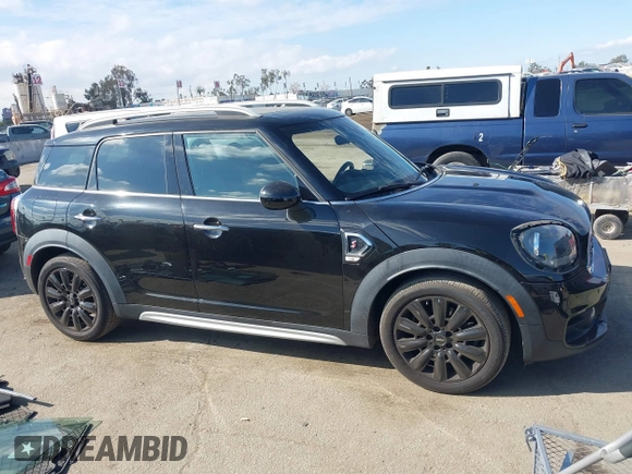 2019 MINI Countryman Cooper S z VIN WMZYT3C53K3J32447, wystawiony jako IAAI lot #41480577 z przebiegiem 43 948 mil mil oraz . Historia ofert i sprzedaży dostępna na DreamBid. Obrazek 14.