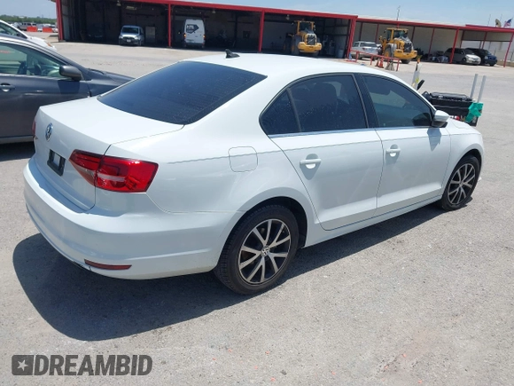 2017 Volkswagen Jetta SE с VIN 3VWDB7AJ4HM237494, выставлен на аукционе IAAI как лот 42765657 с пробегом 198 341 миль миль и . История ставок и продаж доступна на DreamBid. Изображение 4.