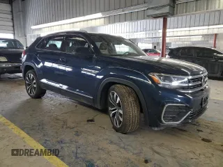 2022 Volkswagen Atlas SEL Premium R-Line with VIN 1V2FE2CA2NC208252, listed as a Copart auction lot 44740735 with Not provided miles and Salvage title. Bid and sale history available at DreamBid. Image 4.