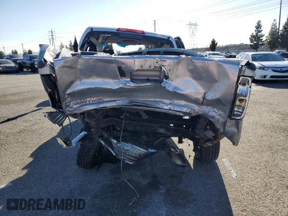 2011 Nissan Frontier SV z VIN 1N6AD0CU3BC447119, wystawiony jako Copart lot #46417145 z przebiegiem Nie podano mil oraz Szkoda całkowita • Salvage title. Historia ofert i sprzedaży dostępna na DreamBid. Obrazek 6.