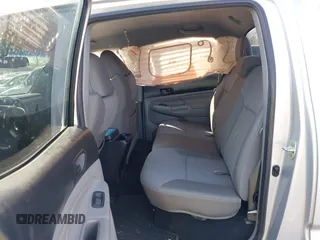 2013 Toyota Tacoma with VIN 3TMMU4FN8DM054973, listed as a IAAI auction lot 41659232 with 113,734 mi miles. Bid and sale history available at carsss.com. Image 8.