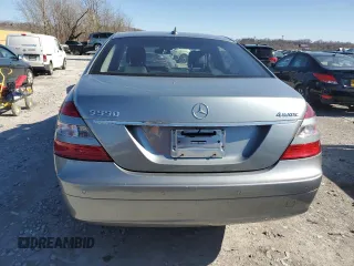 2009 Mercedes-Benz S 550 z VIN WDDNG86X09A245849, wystawiony jako Copart lot #49927115 z przebiegiem 87 093 mil mil oraz Czysty tytuł • Clean title. Historia ofert i sprzedaży dostępna na DreamBid. Obrazek 6.