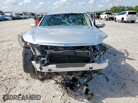 2013 Hyundai Genesis 3.8L z VIN KMHGC4DD3DU220138, wystawiony jako Copart lot #58619845 z przebiegiem 147 885 mil mil oraz Szkoda całkowita • Salvage title. Historia ofert i sprzedaży dostępna na DreamBid. Obrazek 5.
