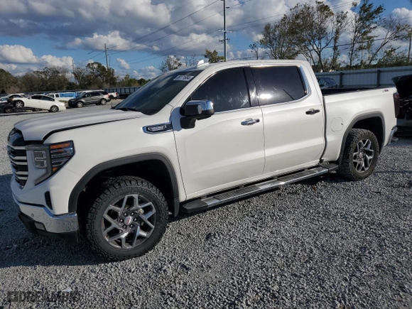 2022 GMC Sierra 1500 SLT with VIN 3GTUUDET3NG645163, listed as a Copart auction lot 86171684 with 45,344 mi miles and Salvage Title. Bid and sale history available at carsss.com. Image 1.