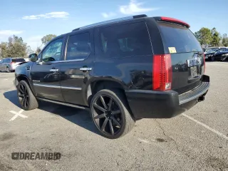 2008 Cadillac Escalade z VIN 1GYFK63858R183602, wystawiony jako Copart lot #45517605 z przebiegiem 131 197 mil mil oraz Szkody całkowita. Historia ofert i sprzedaży dostępna na DreamBid. Obrazek 2.