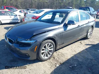 2016 BMW 3 Series 320i xDrive z VIN WBA8A3C54GK688539, wystawiony jako IAAI lot #41367993 z przebiegiem 56 419 mil mil oraz . Historia ofert i sprzedaży dostępna na DreamBid. Obrazek 19.