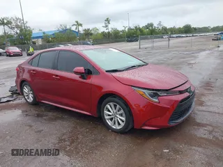 2023 Toyota Corolla LE z VIN 5YFB4MDE1PP036614, wystawiony jako IAAI lot #42236917 z przebiegiem 37 138 mil mil oraz . Historia ofert i sprzedaży dostępna na DreamBid. Obrazek 1.