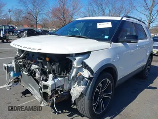2014 Ford Explorer Sport z VIN 1FM5K8GTXEGB88874, wystawiony jako IAAI lot #41894234 z przebiegiem 81 321 mil mil oraz . Historia ofert i sprzedaży dostępna na DreamBid. Obrazek 2.