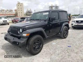 2025 Jeep Wrangler Sport S z VIN 1C4PJXAG3SW519141, wystawiony jako Copart lot #55511615 z przebiegiem 5 562 mil mil oraz Szkoda całkowita • Salvage title. Historia ofert i sprzedaży dostępna na DreamBid. Obrazek 1.