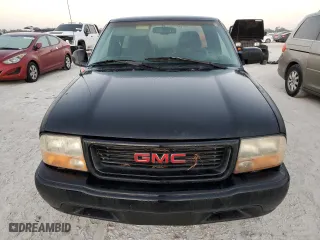 1999 GMC Sonoma SLS with VIN 1GTCS19X7X8517501, listed as a Copart auction lot 77200074 with 0 mi miles and Salvage Title. Bid and sale history available at carsss.com. Image 5.