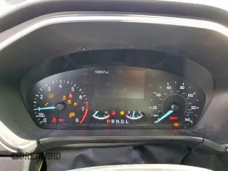 2020 Ford Escape SE z VIN 1FMCU0G62LUA54114, wystawiony jako Copart lot #58015855 z przebiegiem 106 857 mil mil oraz Szkoda całkowita • Salvage title. Historia ofert i sprzedaży dostępna na DreamBid. Obrazek 9.