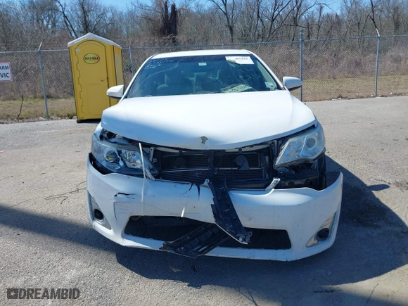 2014 Toyota Camry Hybrid LE with VIN 4T1BD1FK2EU127016, listed as a IAAI auction lot 41683491 with 173,227 mi miles. Bid and sale history available at carsss.com. Image 12.