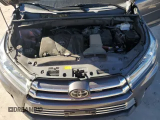 2019 Toyota Highlander Limited z VIN 5TDYZRFH2KS297704, wystawiony jako Copart lot #56280475 z przebiegiem 87 639 mil mil oraz Szkoda całkowita • Salvage title. Historia ofert i sprzedaży dostępna na DreamBid. Obrazek 12.