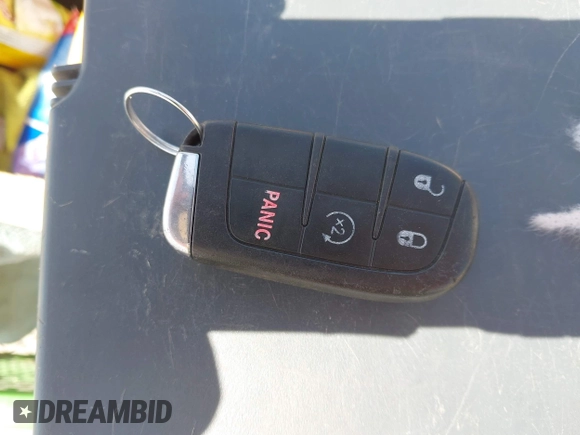 2017 Jeep Renegade Latitude с VIN ZACCJABB4HPF41542, выставлен на аукционе IAAI как лот 41972401 с пробегом 178 271 миль миль и . История ставок и продаж доступна на DreamBid. Изображение 11.