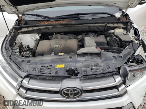 2017 Toyota Highlander Limited with VIN 5TDDZRFH7HS388832, listed as a Copart auction lot 44431435 with 136,284 mi miles and Salvage title. Bid and sale history available at DreamBid. Image 12.