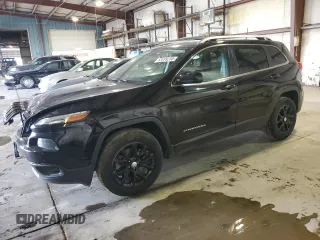 2017 Jeep Cherokee Latitude z VIN 1C4PJMCB5HW660222, wystawiony jako Copart lot #63099205 z przebiegiem 129 387 mil mil oraz Szkoda całkowita • Salvage title. Historia ofert i sprzedaży dostępna na DreamBid. Obrazek 1.