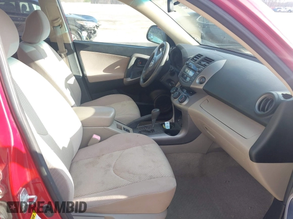 2008 Toyota RAV4 with VIN JTMBK33V086033312, listed as a IAAI auction lot 41898250 with 157,244 mi miles. Bid and sale history available at carsss.com. Image 5.