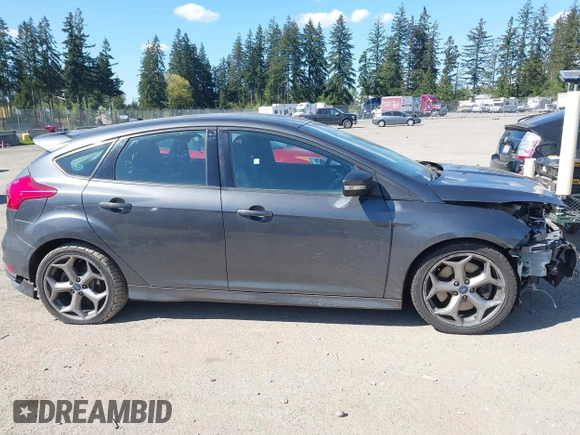 2017 Ford Focus ST with VIN 1FADP3L9XHL316093, listed as a IAAI auction lot 42013744 with 90,984 mi miles and . Bid and sale history available at carsss.com. Image 14.