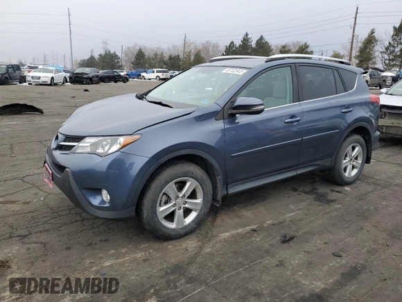 2013 Toyota RAV4 XLE with VIN 2T3RFREV1DW043374, listed as a Copart auction lot 45702945 with 122,830 mi miles and Salvage Title. Bid and sale history available at carsss.com. Image 1.