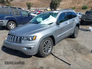 2020 Jeep Grand Cherokee Limited with VIN 1C4RJEBG2LC202014, listed as a IAAI auction lot 40654091 with 77,260 mi miles. Bid and sale history available at carsss.com. Image 17.