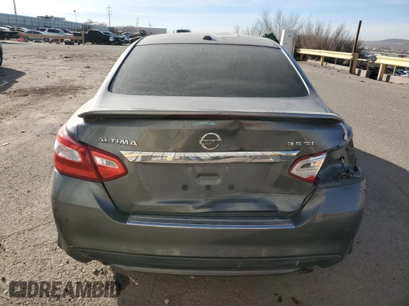 2016 Nissan Altima SL z VIN 1N4BL3AP1GC267661, wystawiony jako Copart lot #84277104 z przebiegiem 122 527 mil mil oraz Szkoda całkowita • Salvage title. Historia ofert i sprzedaży dostępna na DreamBid. Obrazek 6.