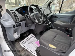 2017 Ford Transit with VIN 1FDBW7ZM1HKB08824, listed as a Copart auction lot 44295255 with 307,150 mi miles and Clean Title. Bid and sale history available at DreamBid. Image 5.
