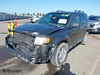 2012 Ford Escape XLT with VIN 1FMCU0D78CKC45514, listed as a IAAI auction lot 41937043 with 162,601 mi miles. Bid and sale history available at carsss.com. Image 2.