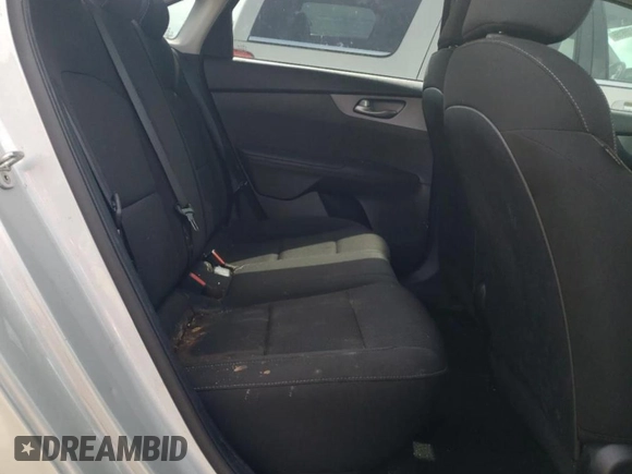 2021 Kia Forte LXS with VIN 3KPF24AD2ME290798, listed as a Copart auction lot 61677625 with 100,333 mi miles and Non repairable. Bid and sale history available at DreamBid. Image 10.