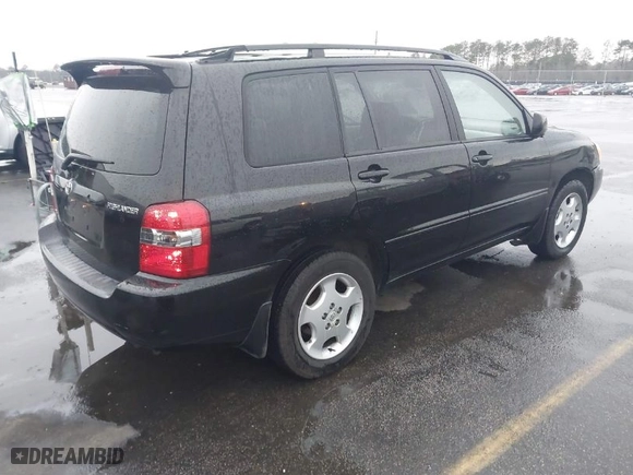 2004 Toyota Highlander with VIN JTEDP21A540007401, listed as a IAAI auction lot 41701595 with 268,302 mi miles. Bid and sale history available at carsss.com. Image 4.