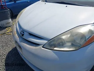 2007 Toyota Sienna CE z VIN 5TDZK23C67S012339, wystawiony jako IAAI lot #42360190 z przebiegiem 207 316 mil mil oraz . Historia ofert i sprzedaży dostępna na DreamBid. Obrazek 6.