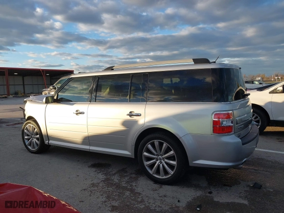 2019 Ford Flex Limited EcoBoost with VIN 2FMHK6DTXKBA16062, listed as a IAAI auction lot 40921830 with 80,880 mi miles. Bid and sale history available at carsss.com. Image 15.
