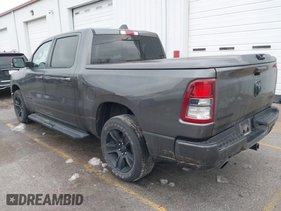 2022 Ram 1500 Big Horn with VIN 1C6SRFFT9NN247540, listed as a IAAI auction lot 41169742 with 32,425 mi miles. Bid and sale history available at carsss.com. Image 3.